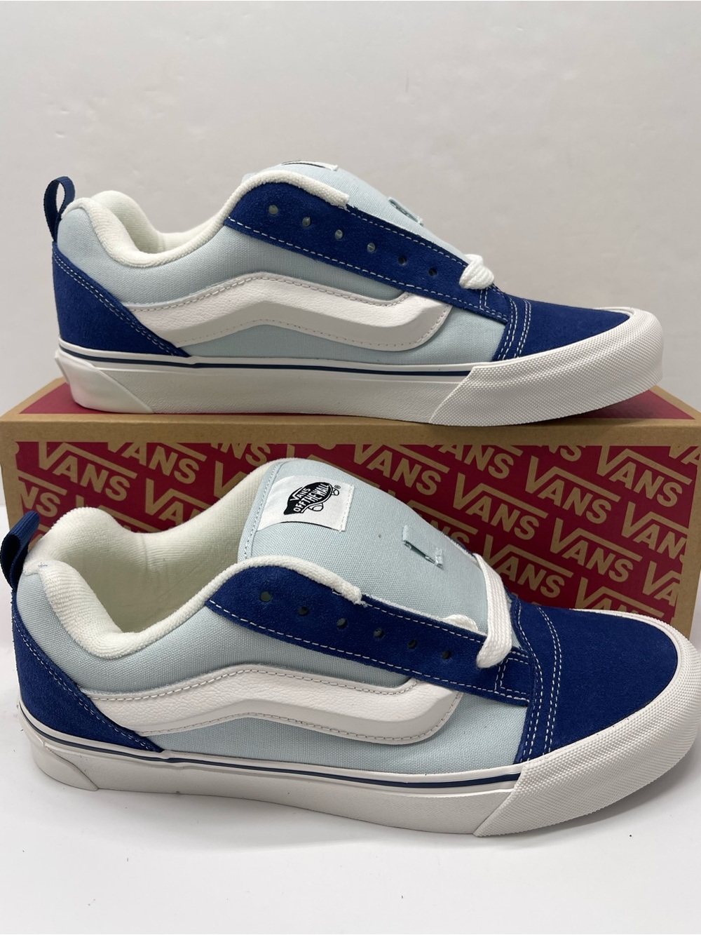 Vans Men’s Knu Skool
NINETIES BLUE/LIGHT BLUE
VN000D22BL1 Sneakers Skate
